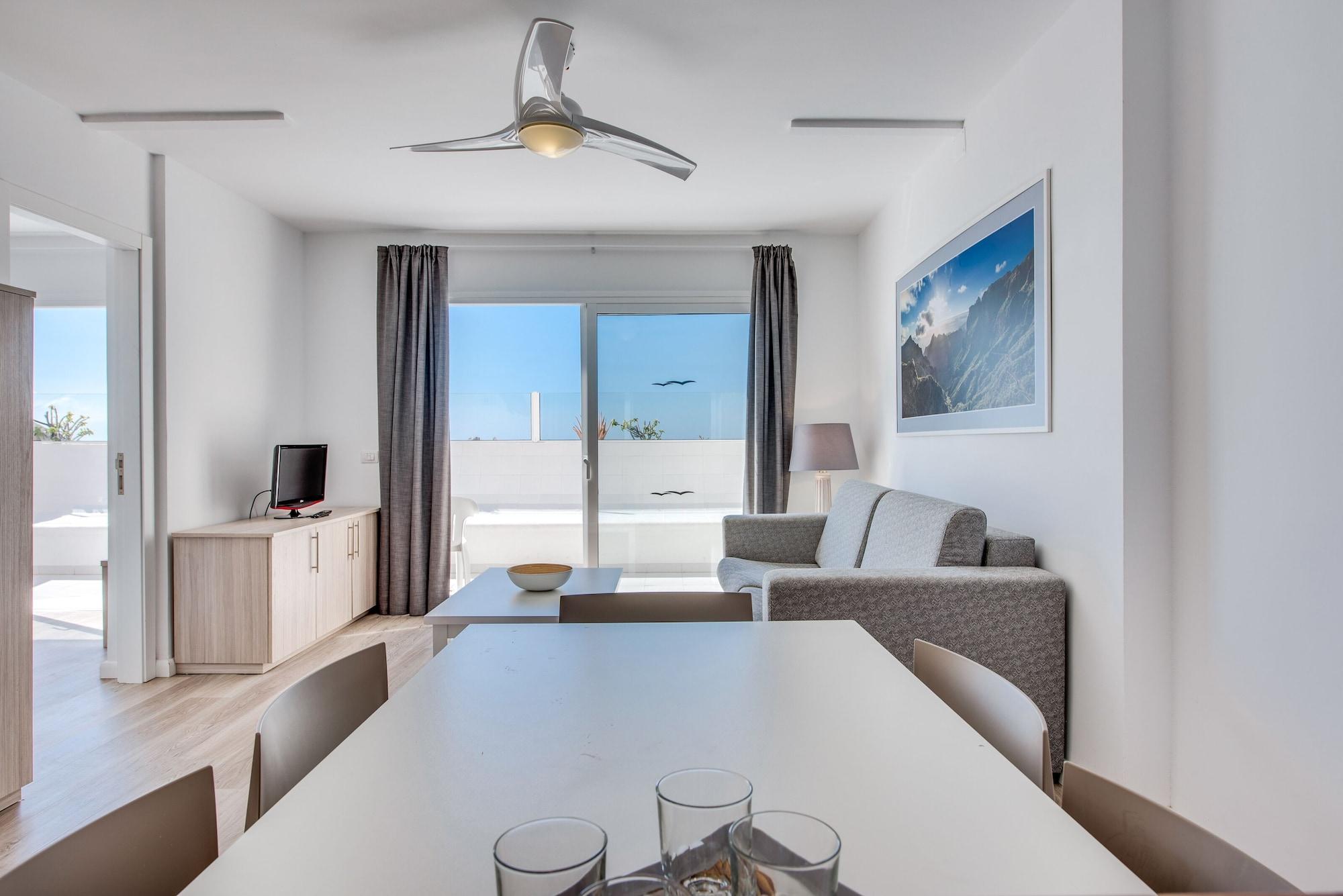 Aparthotel Vigilia Park à Puerto de Santiago  Extérieur photo