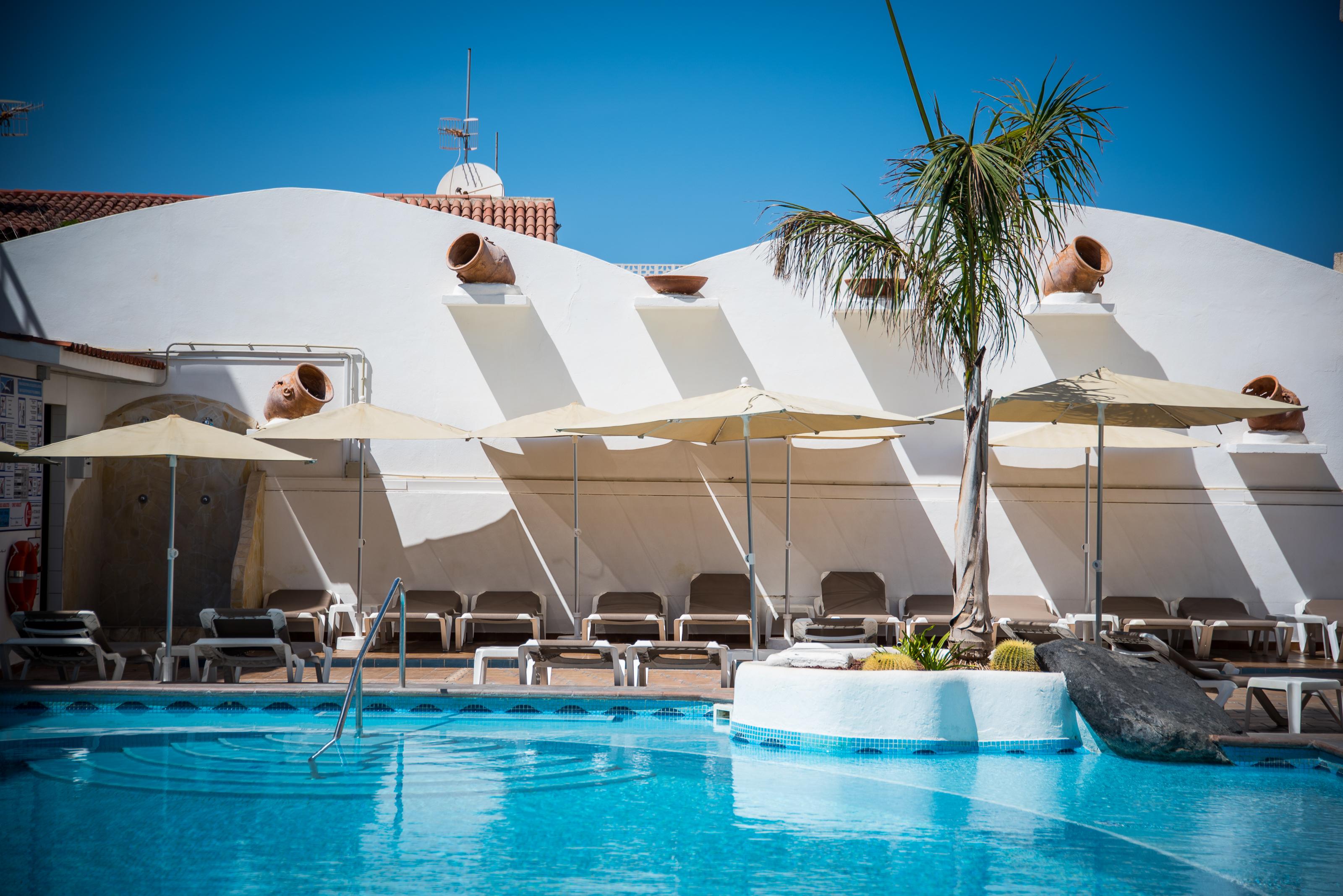 Aparthotel Vigilia Park à Puerto de Santiago  Extérieur photo