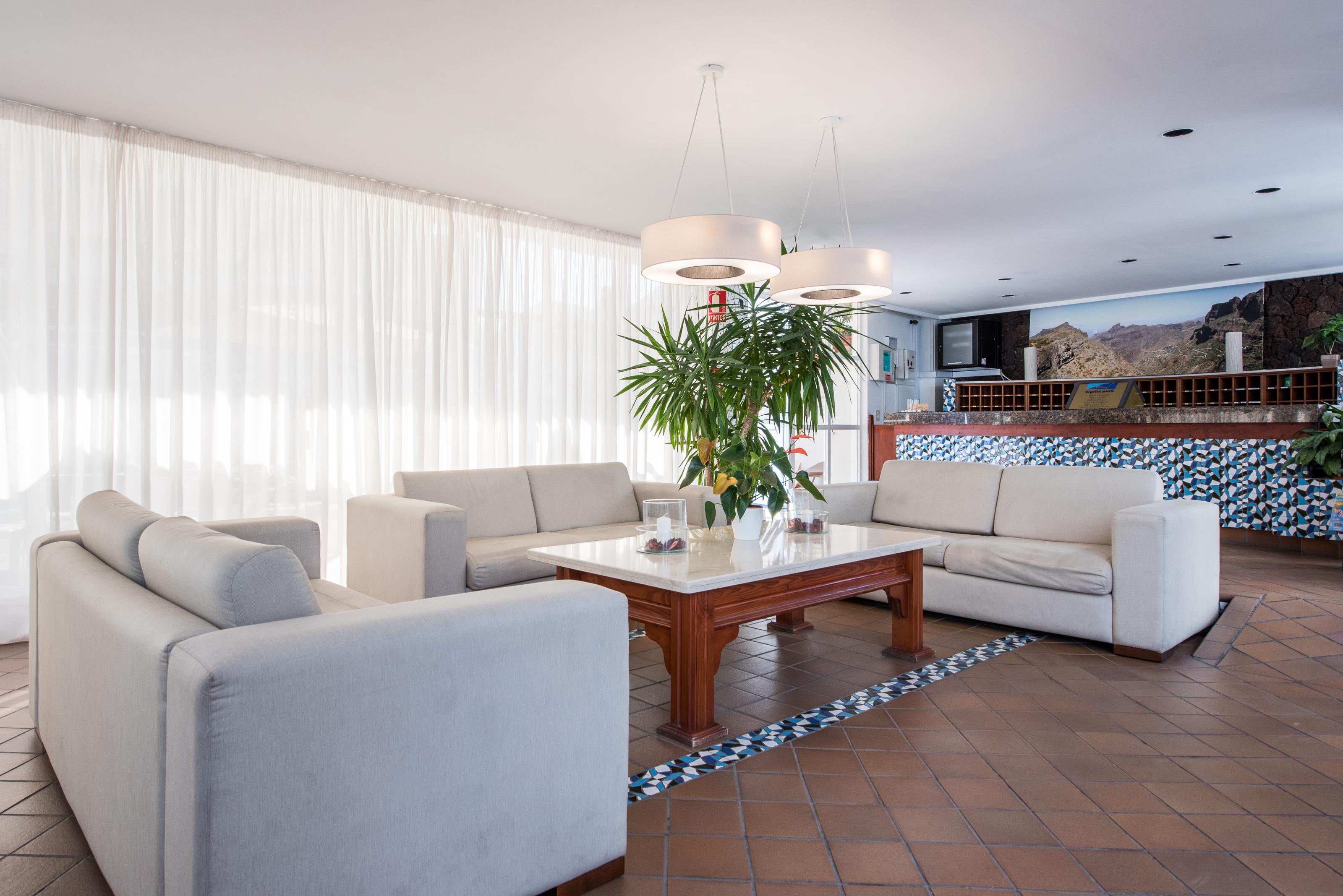 Aparthotel Vigilia Park à Puerto de Santiago  Extérieur photo
