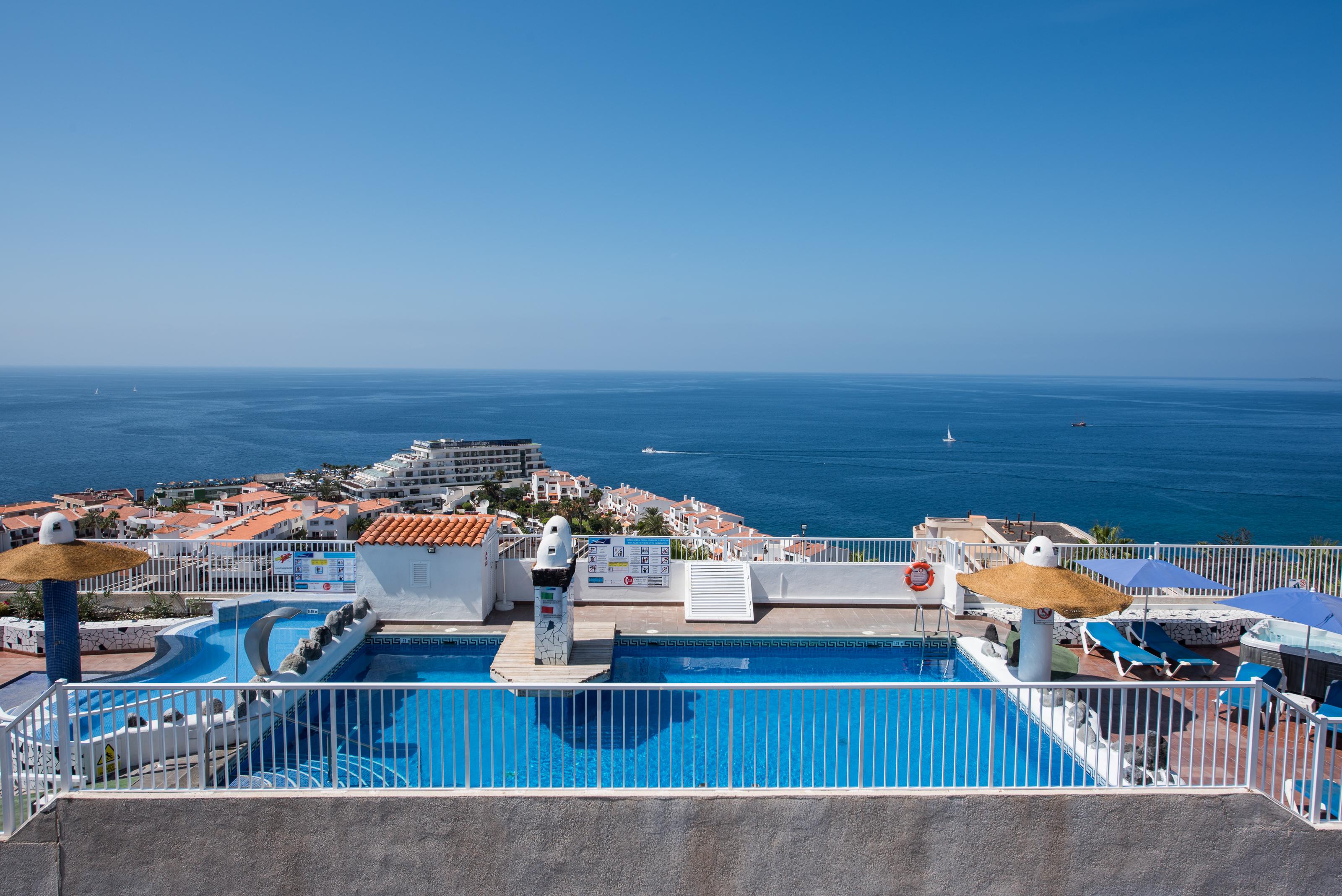 Aparthotel Vigilia Park à Puerto de Santiago  Extérieur photo